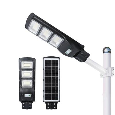 China ihigh ihigh lumen ip65 90W 100w 200w 300w solar motion sensor wall garden road pathway street light led outdoor solar street light for sale