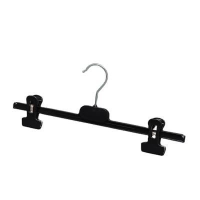 China Black Plastic Garment Display Garment Factory Price Clothing Display Pants Hanger for sale