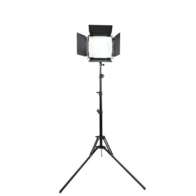 China PORTABLE High Quality Emission Sufficiency LED Light RGB Portable Photography Video Spotlight Top Light with Tripod for sale