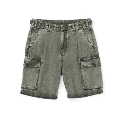 China New breathable loose summer men's retro multi-bag washed version tooling men's five-point shorts for sale