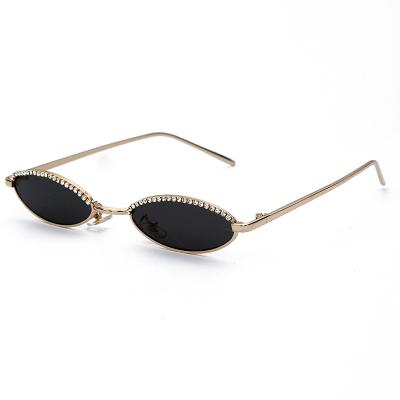 China Fashion sunglasses 2021 new personalized fashion cat-eye crystal sunglasses for men and women with retro all-match small oval frame rhino for sale