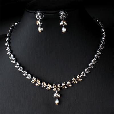 China Cheap Women's Crystal Wedding Jewelry Sets Silver Color Necklace Earrings Set Flower Crystal Accessories for sale