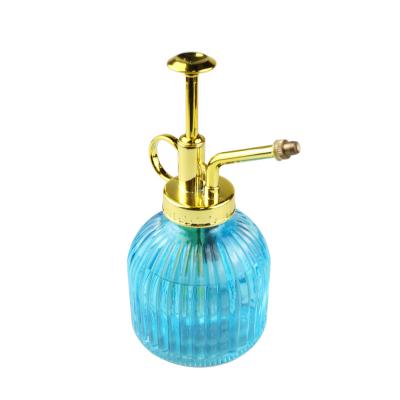 China Factory Popular Clear Mister High Quality European Style Color 33mm Flower Plant Metal Glass Watering Mist Sprayer for sale