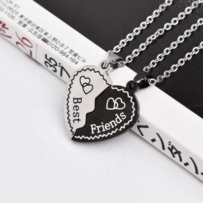 China FASHIONABLE Women's Stainless Steel Fashion Jewelry Couples Heart Best Friends Necklaces for sale