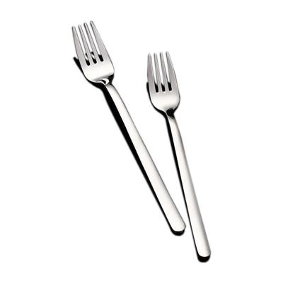 China Sustainable Dinnerware Set Cutlery Set Stainless Steel Western Dinnerware Silver Colored Classic Shaped Dinner Forks Restaurant Dining for sale