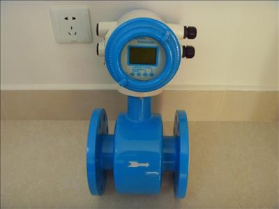 China Dn50 Mass Flow Meter for Measuring Liquids (Water, Fuel, Rude Oil, Gasoline, Diesel, Solve for sale