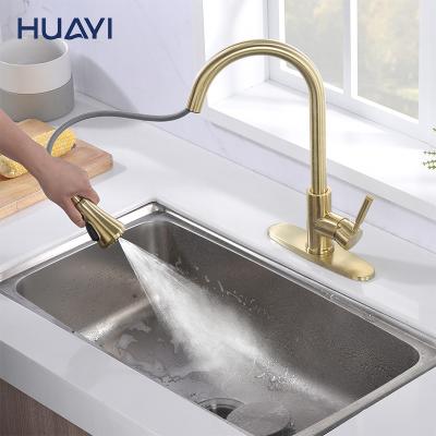 China Pull Out Spray Huayi Luxury Kitchen Faucet Mixer Tap Gold Kitchen Sink Faucet With Pull Out Sprayer for sale