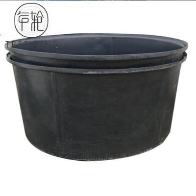 China 3500L UV Resistant Eco Friendly Open Top Plastic Cylindrical Water Bowls And Feeder Tub Rotomolded Large For Cattle Horse for sale