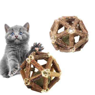 China Silvervine Stocked Natural Sticks Mint Ball For Cats , Catnip Toys Matatabi Chew Sticks Molar Teeth For Cat for sale