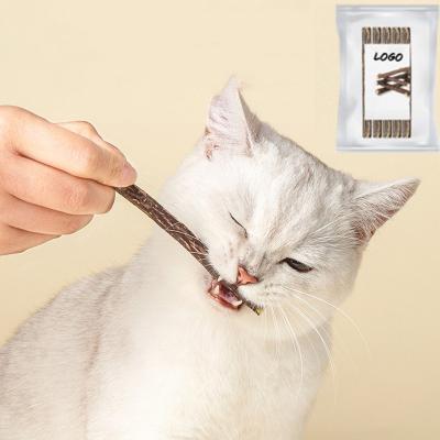 China Natural Factory Stocked Cat Teeth Catnip Chew Sticks Wholesale Organic Bottom Moq Cat Snack Natural Silvervine Catnip for sale