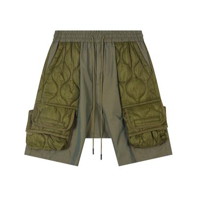 China Anti-Wrinkle High Street Hitter's Favorite Two Color Gradient Metal Pocket Staple Nylon Cargo Shorts Fashionable Shorts for sale