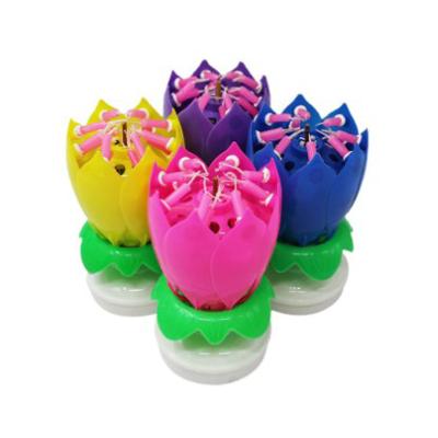 China Supply of Smokless Allinthree Twisting Lotus Flower Musical Birthday Candle with Circle Triangle Base for sale