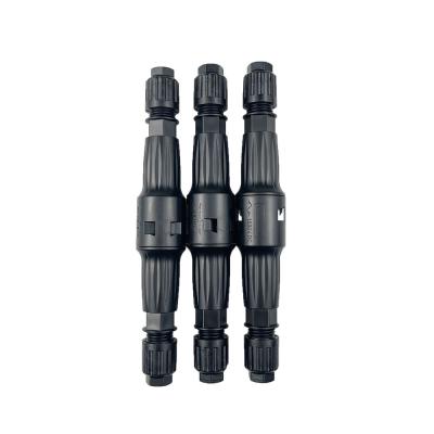 China IP67 1500V Conector de fusível de painel solar preto para desempenho duradouro à venda