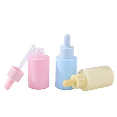 China New Cosmetic Colorful 30ml Shoulder Plastic Dropper Main Essence In Empty Macaron Color Essential Oil Custom Bottle for sale