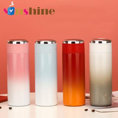 Cina 2021 New Morandi Color 304 Stainless Steel Vacuum Flask with LED temperature display in vendita