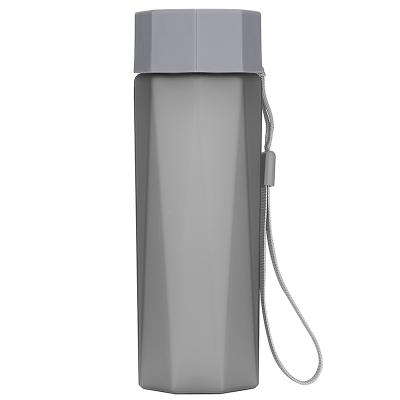 China Matte bottle water plastic fashion portable plastic water bottles Te koop