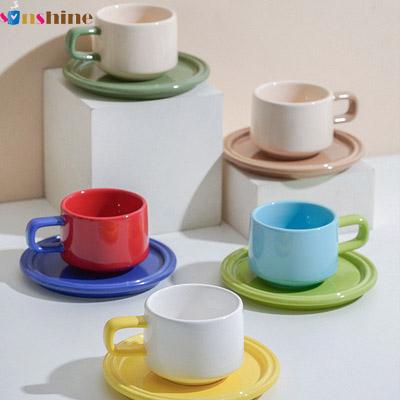 中国 250ml Nordic luxury contrast color coffee cup simple afternoon tea ceramic espresso coffee mug with saucer 販売のため