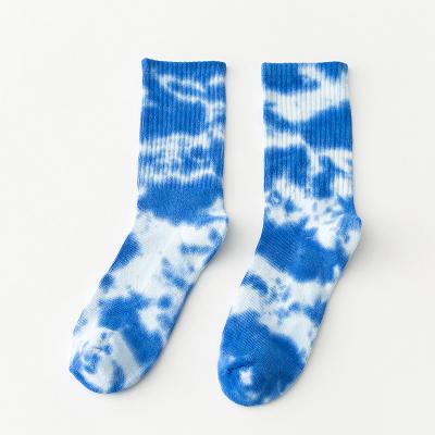 China New Sporty Fashion Comfortable Sports Tie Dye Men's Custom Knit Cotton Socks for sale