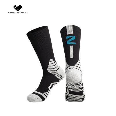 China Breathable Professional China Socks Factory Manufacture Various Logo Non-Slip Basketball Socks for sale