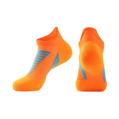 China High Quality Wholesale Custom Moq Men's Running Socks Quick-drying Breathable Design New Athletic Sport Stockings for sale