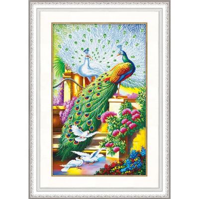 China 100% Double Drilled Shinning Rhinestones Diamond Painting For Home Decoration 2020 New Design Peacock Oil Painting Handmade Full for sale