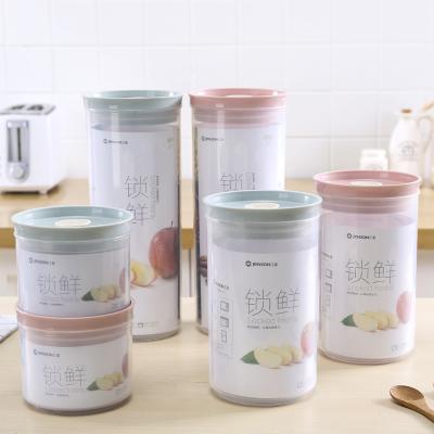 China 500ml 720ml Viable Airtight Clear Fruit Food Storage Jar Container Dry Jar With Lid for sale