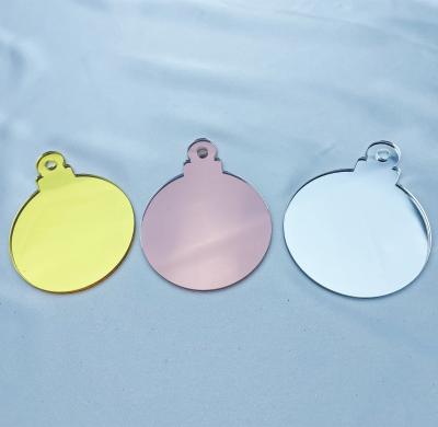 China Decoration Acrylic White Mirror Gold Baubles For Christmas Tree Hanging Tag for sale