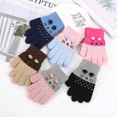 China Verified Wholesale Price Boy's Cute Cartoon Cat Warm Gloves Winter Knitted Five-finger Mitt For 3-7 Years for sale