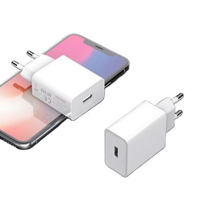 China EU 5V2A Clip Safety Resistor USB Wall Charger Power Plug Adapter Plug Outlet Portable Pure Copper White Color for sale