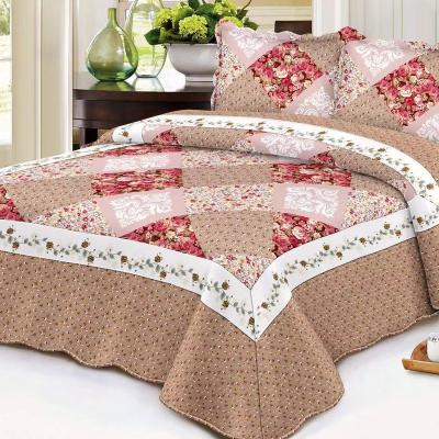 China Home Luxury Reversible Printed Microfiber Patchwork Quilt Bedspread Bedroom Bedding Set for sale