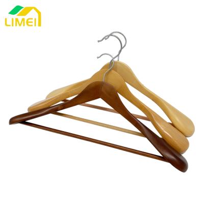 China Factory Wholesale Custom Made Hook Metal Material Eco-Friendly Broad Shoulders Strong And Sturdy Luxury Solid Wood Hanger for sale