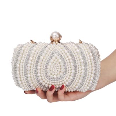 China Others Wholesale Mack Truck Chain One Shoulder Cross Newest Women Party Banquet Clutch Bridesmaid Small Evening Clutch Bag for sale