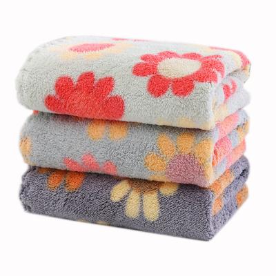 China Kitchen 10pcs Hand Embroidery Handkerchief Cleaning Cloth Towel Tissue QUICK DRY Absorbing Custom Handkerchief Printing Towel for sale