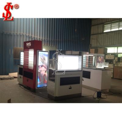 China NYS 12* 12ft Sunglass Mall Kiosk Design NYS 12* 12ft Sunglass Mall Kiosk Design for sale