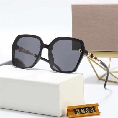 China Fashion sunglasses 2022 newest fashion women shades sun glass designer wholesale sunglasses for sale