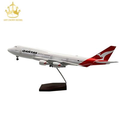 China China Scale LED Lights 1:150 Boeing 747 Australia Airplane Plastic Flat Model Voice Activated Model Plane for sale