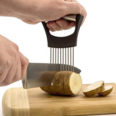 China 2021 Viable Factory Wholesale Stainless Steel Onion Slicer Cutter Holder Meat Fork Needle for sale