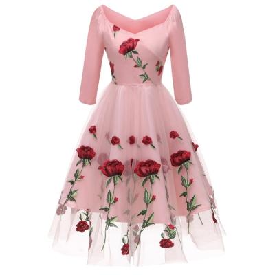 China Cheap Rose Embroidered Bridesmaid Dress Breathable Short Floral Lace Bridesmaid Dress for sale