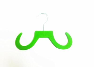 China Green Beard Shape Closet Shoe Hanger Velvet Flocked Hangers 235*155*5.5mm for sale