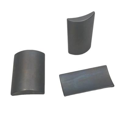 China Industrial Magnet High Quality Strong Ceramic Ferrite Magnet Customized Y30 Grade Arc Ferrite Magnets For Motors for sale