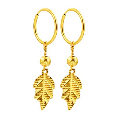 China Vintage sand gold earrings leaf earrings models 9999 gold leaf earrings female gift maple leaf gold jewelry for sale