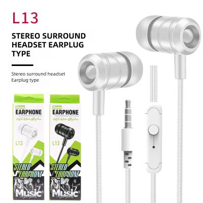 China In-Ear HD Microphone Noise Reduction Wired In-Ear Headphone Use In Sports Listening Music For Handsfree for sale