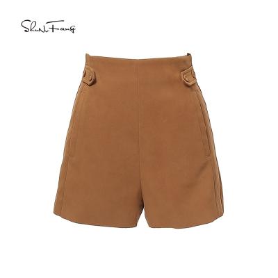 China Breathable Shunvfang OEM Customized Khaki Streetwear Solid Color Shorts With Side Pockets Ladies Shorts for sale