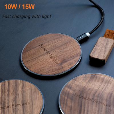 China Maxwill Promotional Products Wireless Power Gift 10w 15w Business Fast Type c Round Wood Bamboo Wireless Charger For iPhone 12 13 pro max for sale