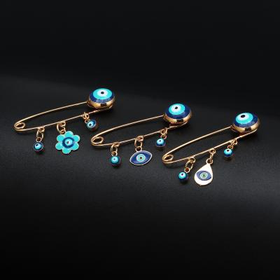 China 2022 New Arrival Turkey Eye Pin Brooch 18K Crystal Devil's Eye Pin Brooch Environmental Friendly Blue Gold Plated Crown Brooch For Family Gift for sale