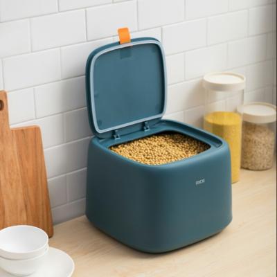 China Pinmoo Design Sustainable Rice Plastic Bucket Airtight Cereal Food Containers For Kitchen Storage for sale