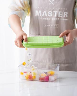 China Viable Wholesale Custom Goods Large Silicone Ice Cube Tray Easy Release Ice Mold Maker Ice Tray With Lids for sale