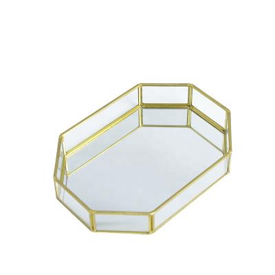 China Polygonous Artistic Simple Makeup Tray Small Glass Organizer with Mirror Bottom for Cosmetics, Makeup and Accessories for sale