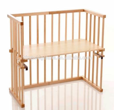 China Bedside Baby Cradle / Bedside Baby Crib Solid Wood Attachments for sale