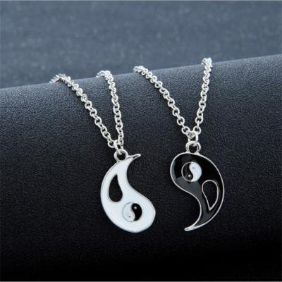 China Amazon CLASSIC hot selling magnetic yin and yang necklace tai chi chit chatter pungent yin and yang couples personalized pendant necklace for sale